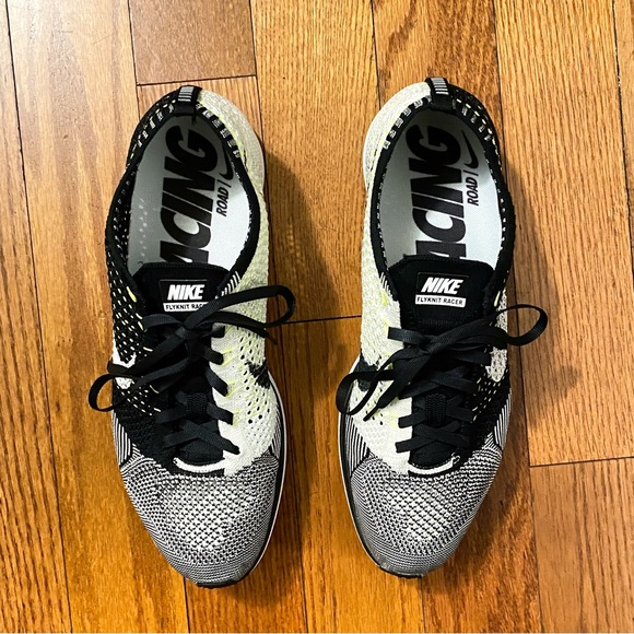 NIKE black white volt flyknit racer knit lace up sneakers shoes - Picture 2 of 8